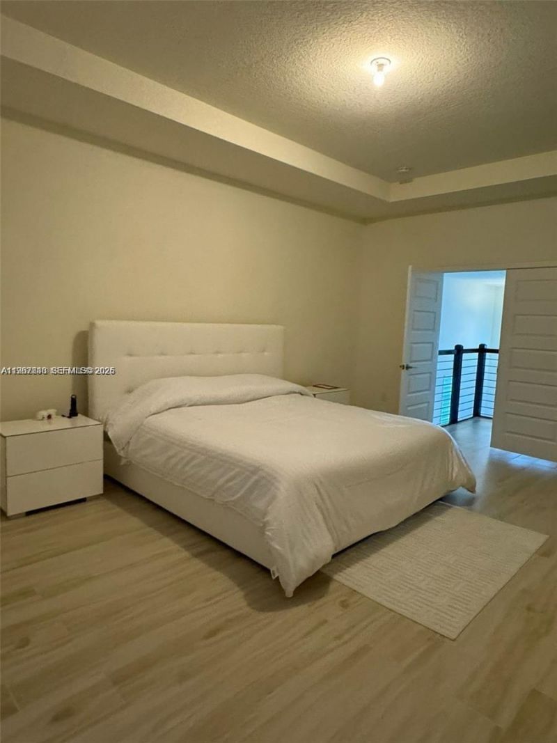 10376 NW 76th Ter, Doral, FL 33178 Photo