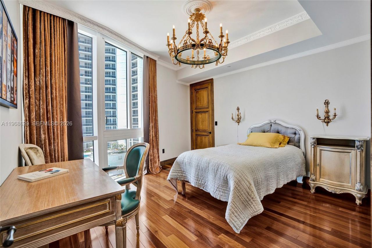 15901 Collins Ave, Unit 701, Sunny Isles Beach, FL 33160 Photo