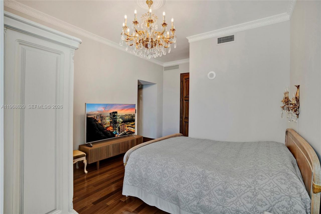 15901 Collins Ave, Unit 701, Sunny Isles Beach, FL 33160 Photo