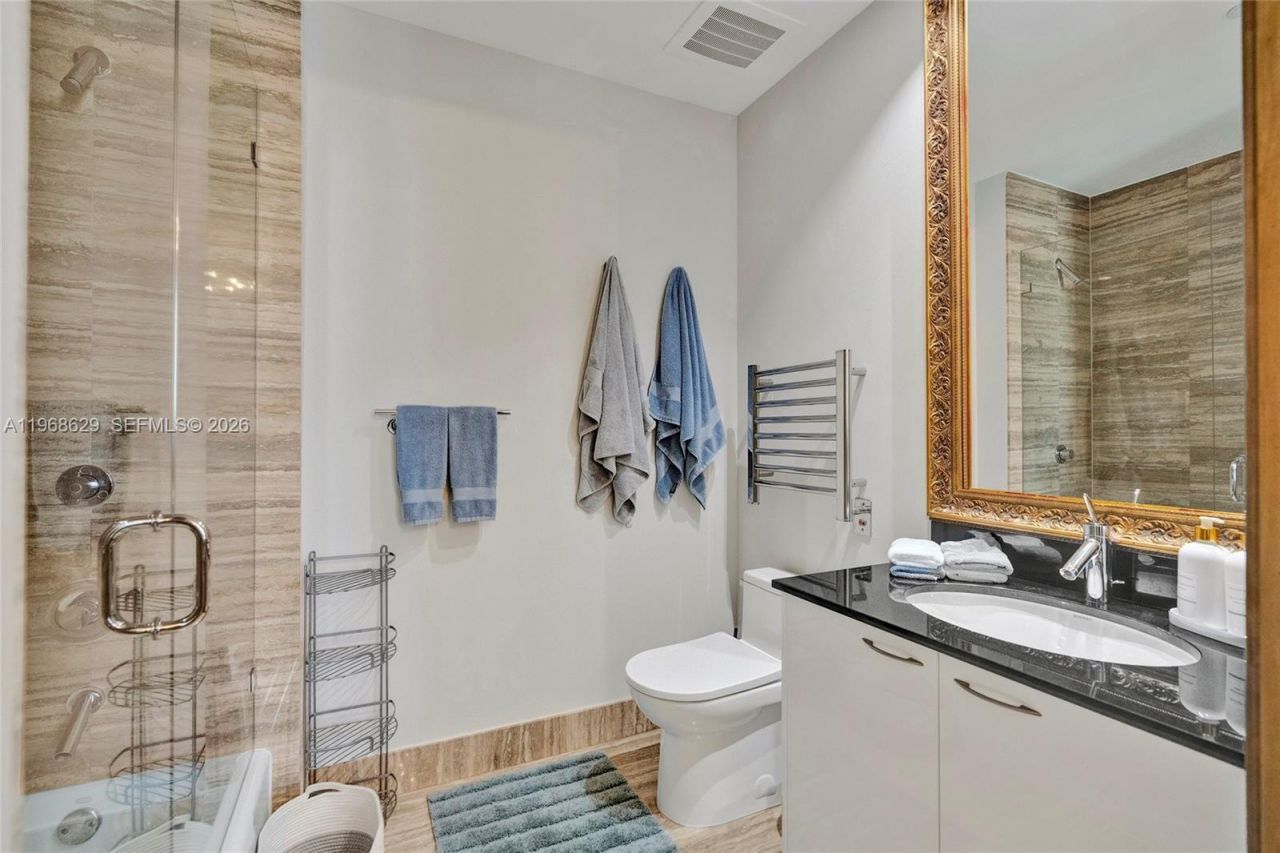 15901 Collins Ave, Unit 701, Sunny Isles Beach, FL 33160 Photo