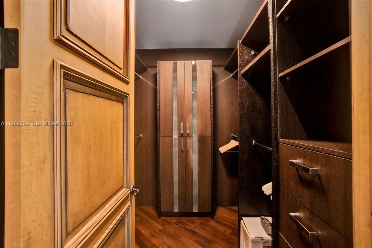 15901 Collins Ave, Unit 701, Sunny Isles Beach, FL 33160 Photo