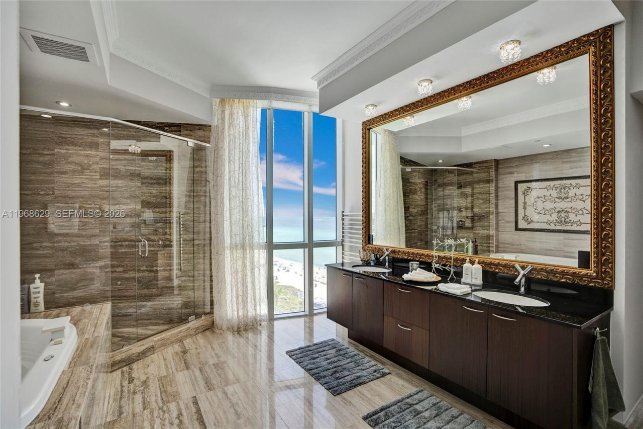 15901 Collins Ave, Unit 701, Sunny Isles Beach, FL 33160 Photo