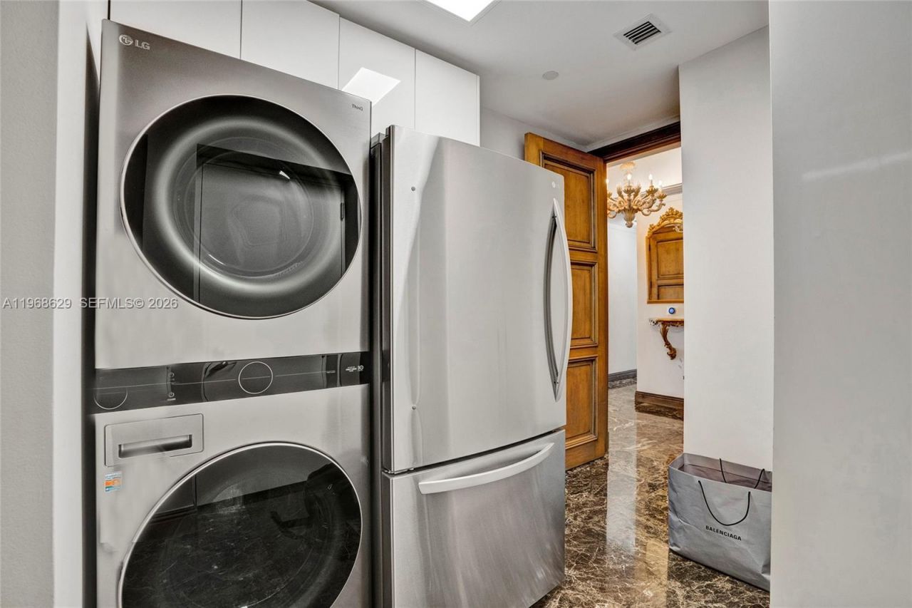 15901 Collins Ave, Unit 701, Sunny Isles Beach, FL 33160 Photo