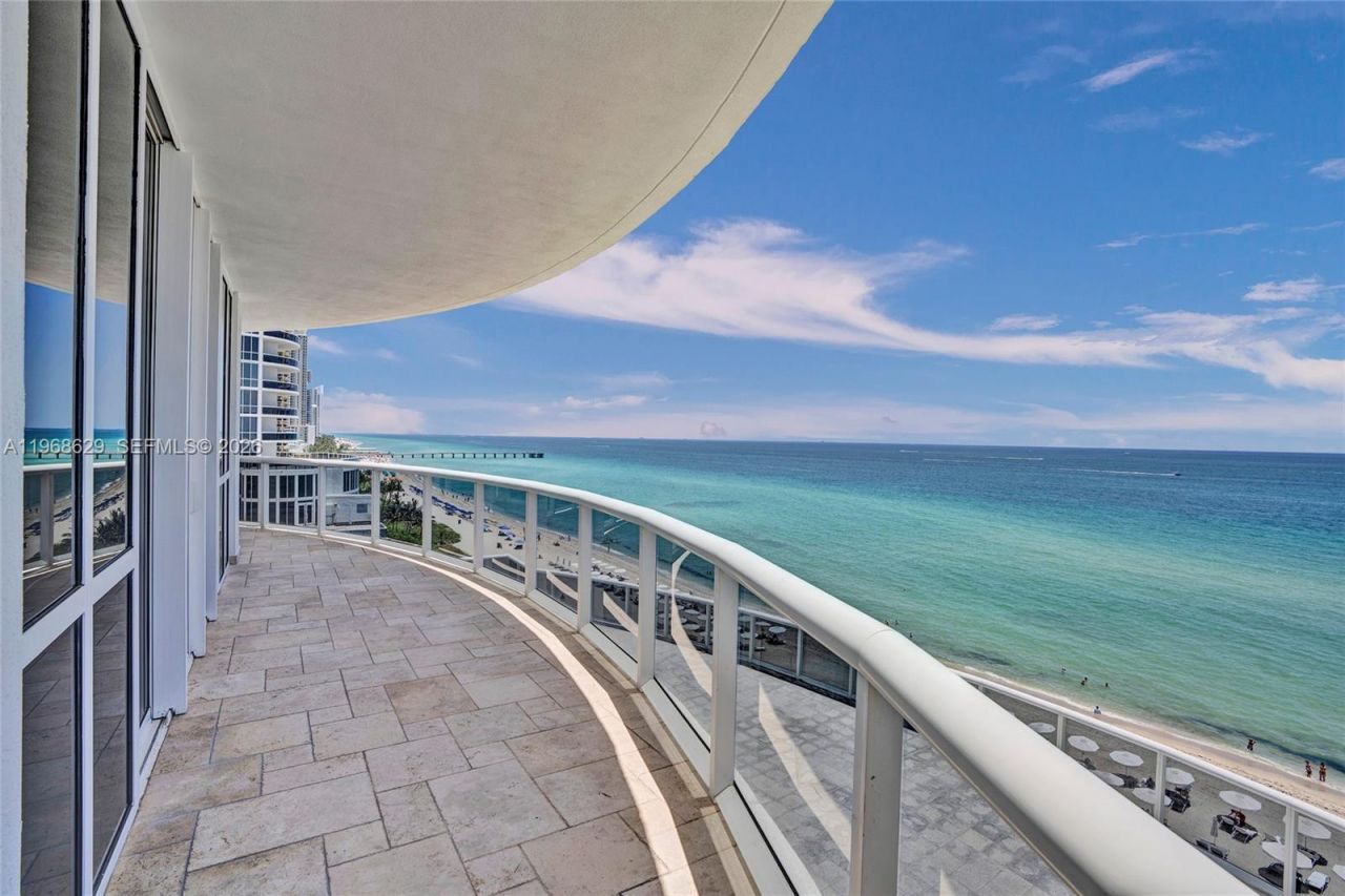 15901 Collins Ave, Unit 701, Sunny Isles Beach, FL 33160 Photo