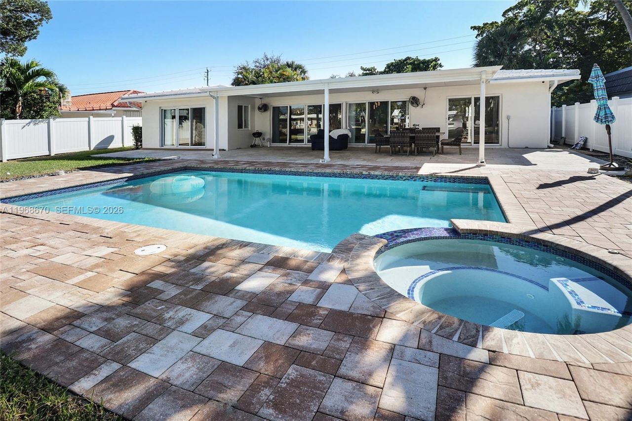 2031 NE 14th Ct, Fort Lauderdale, FL 33304 Photo