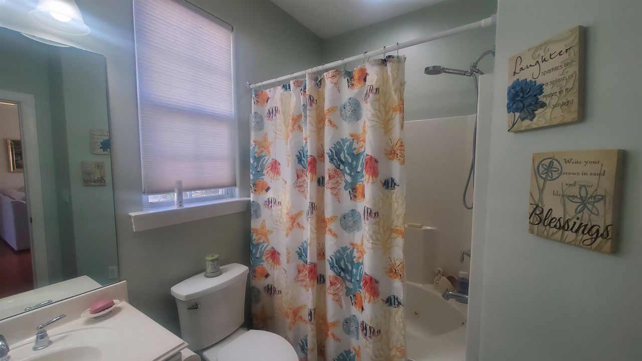 237 Saint Davids Ave. Photo 24