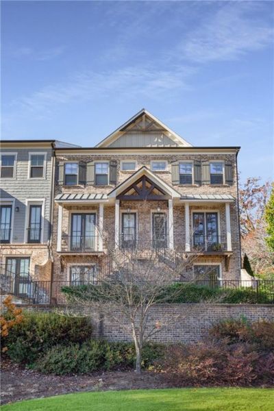 3587 Parkside Way, Brookhaven, GA 30319 Main Photo