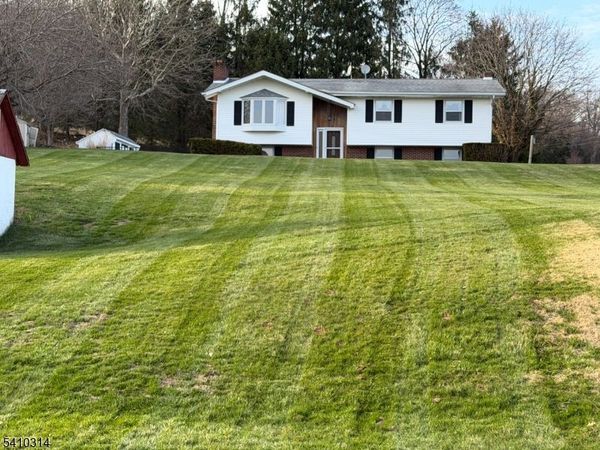 252 Mountain View Road, Franklin, NJ 08802