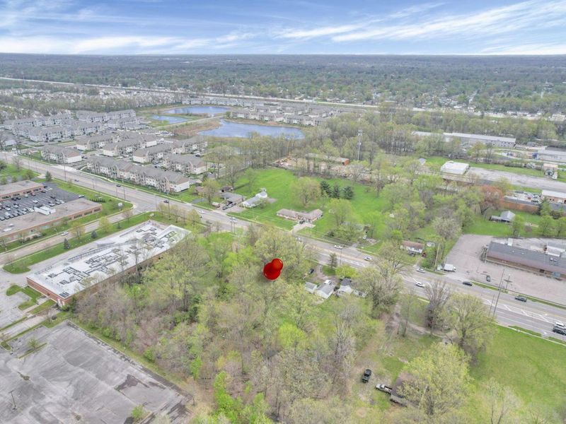 2423 Stelzer Road , Columbus, OH 43219 Photo 16