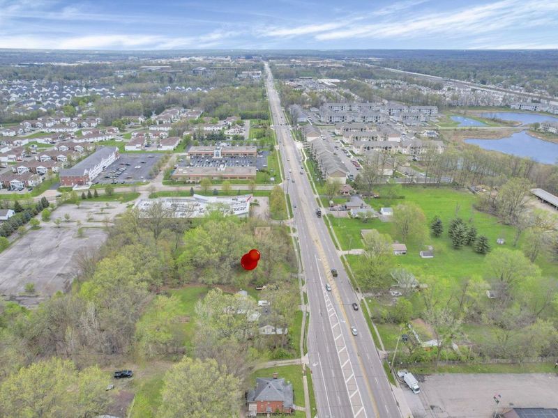 2423 Stelzer Road , Columbus, OH 43219 Photo 3