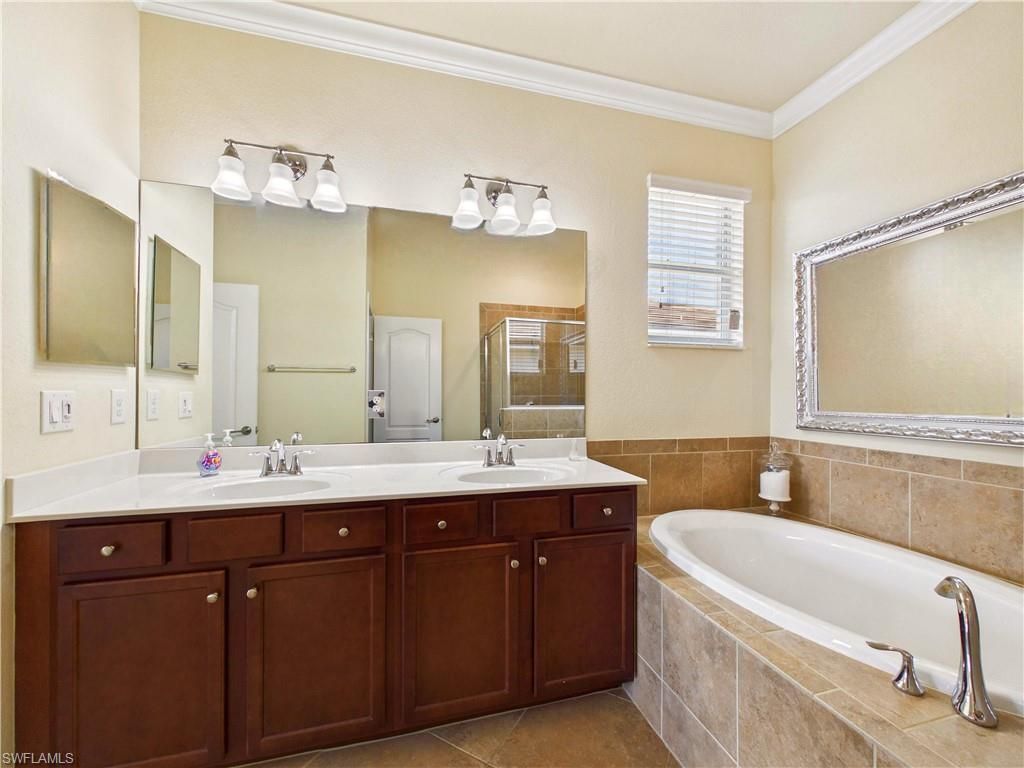 3514 E Hampton Cir, Alva, FL 33920 Photo