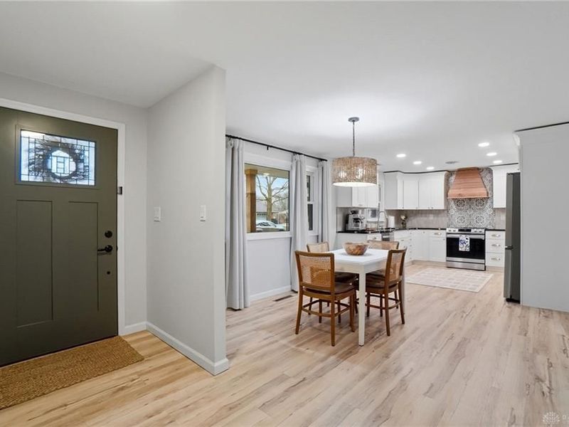 65 Dale Ridge Drive, Centerville, OH 45458 Photo 6