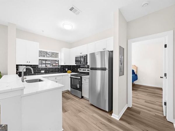 2230 Cheshire Bridge Road NE, Unit 403, Atlanta, GA 30324