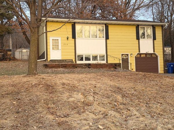 1512 Point Douglas Road S, Saint Paul, MN 55119