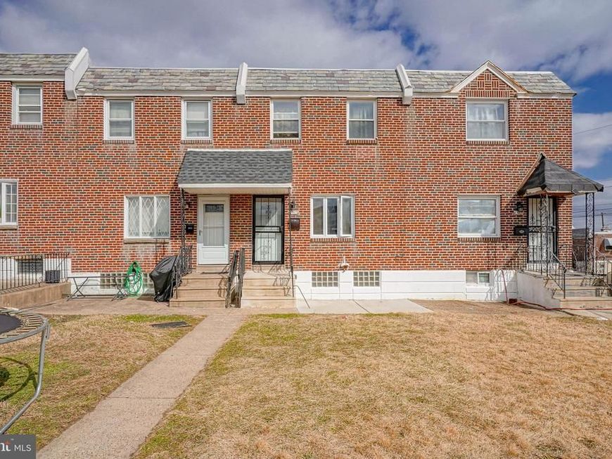 1521 E Howell Street, Philadelphia, PA 19149 Main Photo