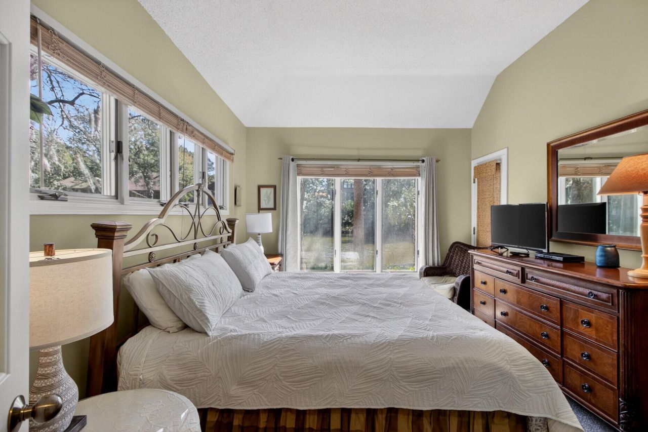 4763 Tennis Club Lane Photo 16