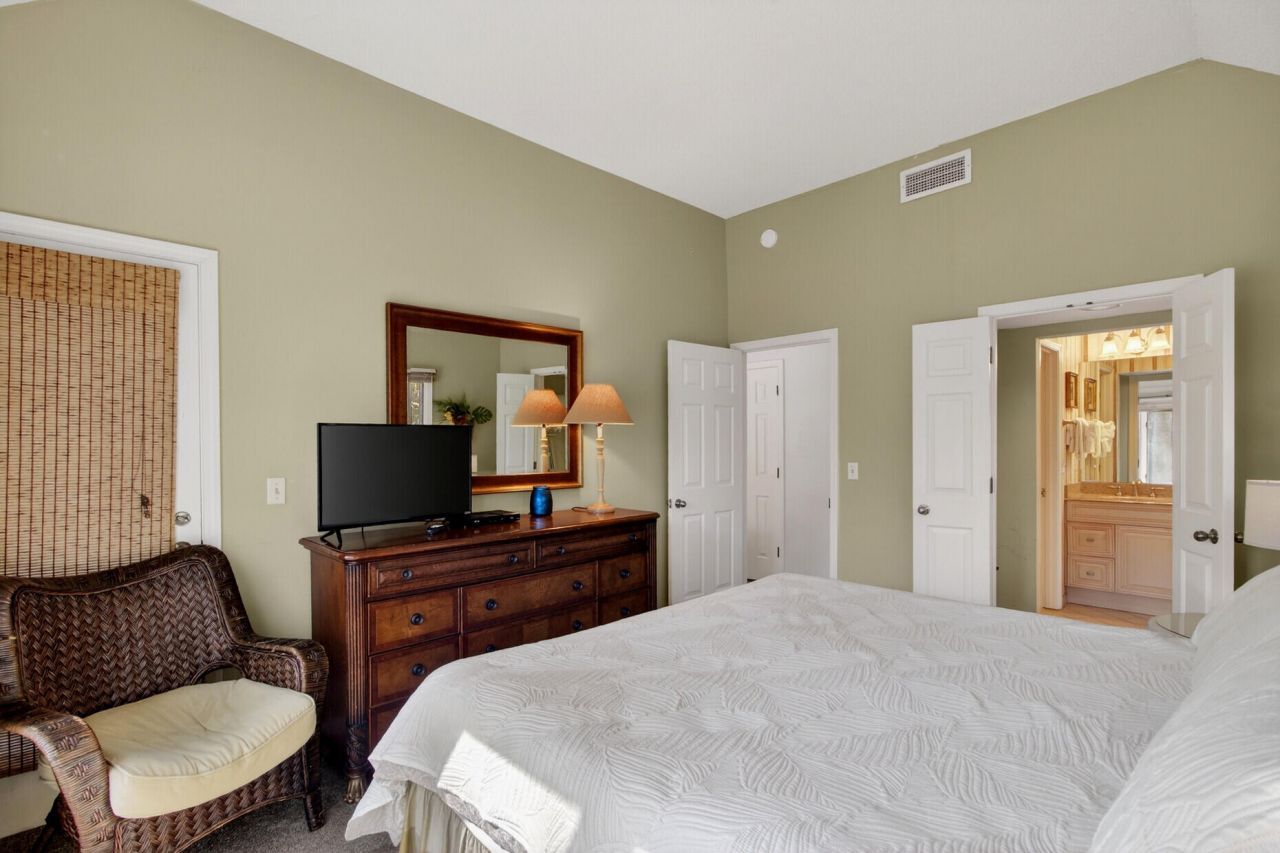 4763 Tennis Club Lane Photo 17