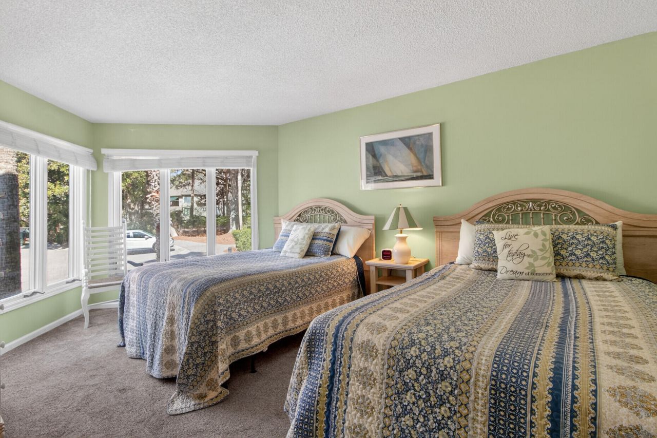 4763 Tennis Club Lane Photo 21