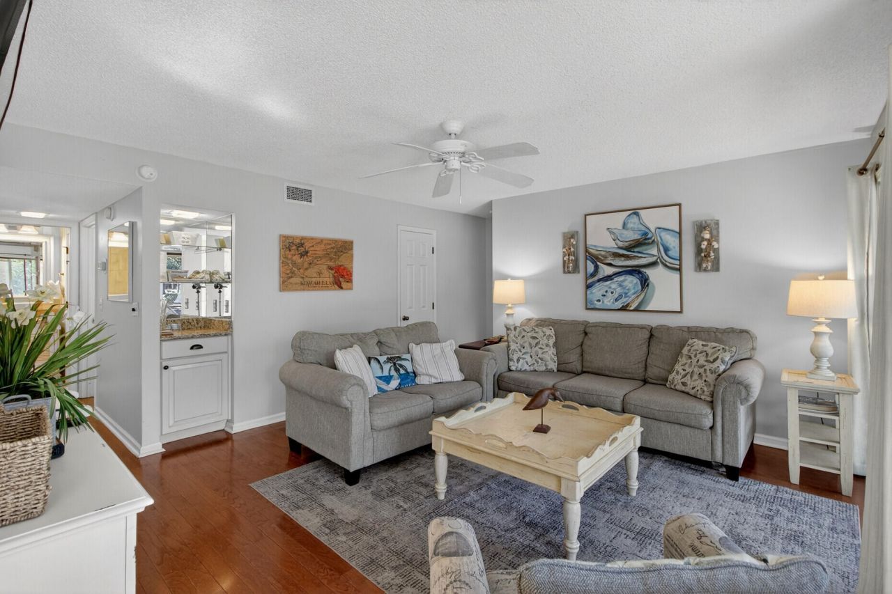 4763 Tennis Club Lane Photo 7