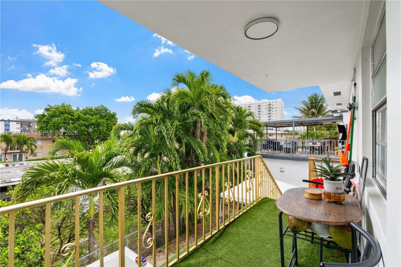 911 NW 22nd Pl, Miami, FL 33125 Photo