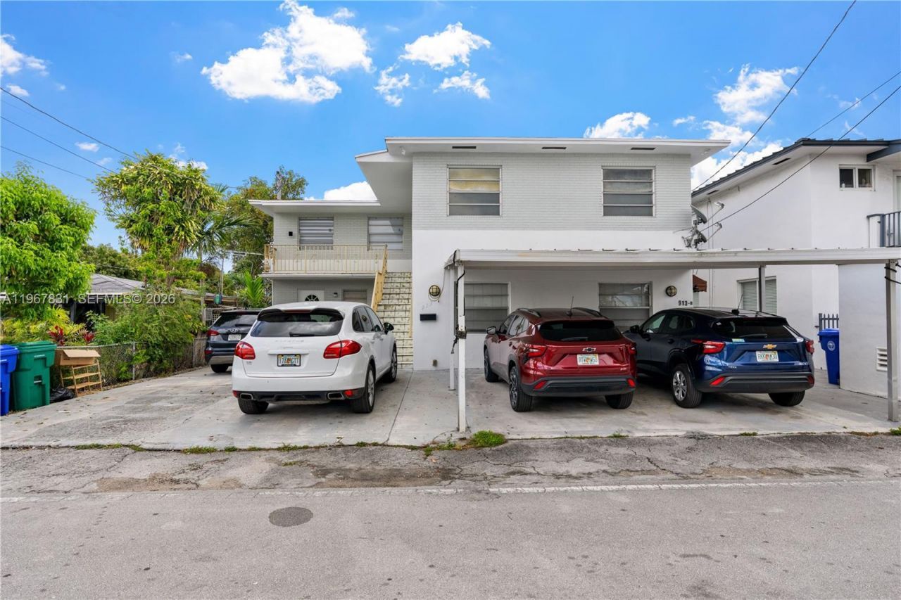 911 NW 22nd Pl, Miami, FL 33125 Photo