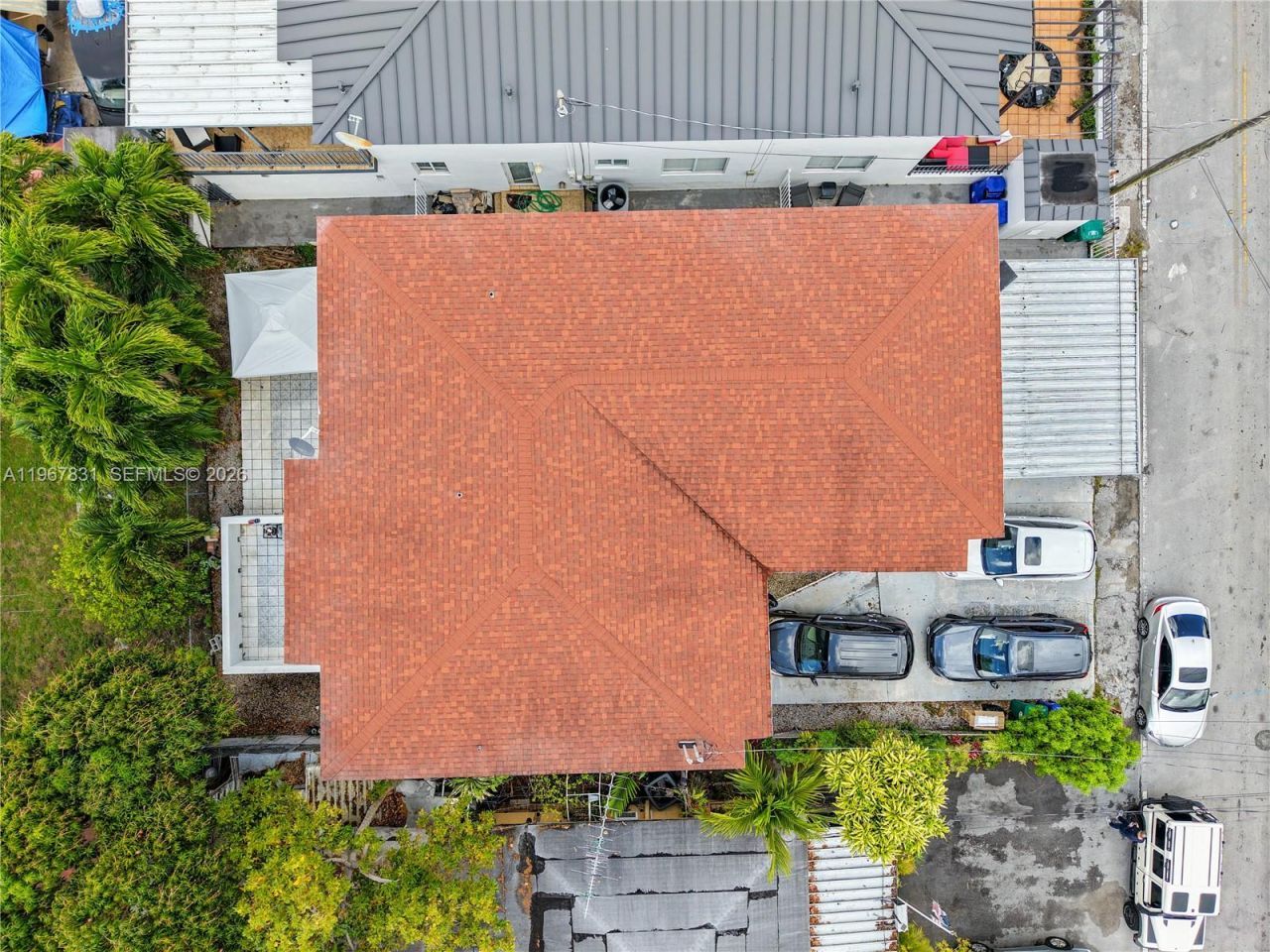 911 NW 22nd Pl, Miami, FL 33125 Photo