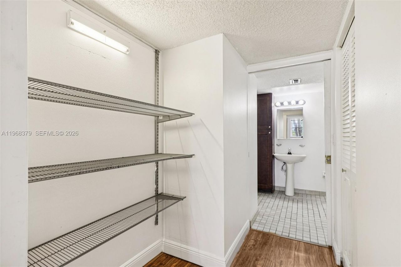 3220 Holiday Springs Blvd, Unit 1-102, Margate, FL 33063 Photo