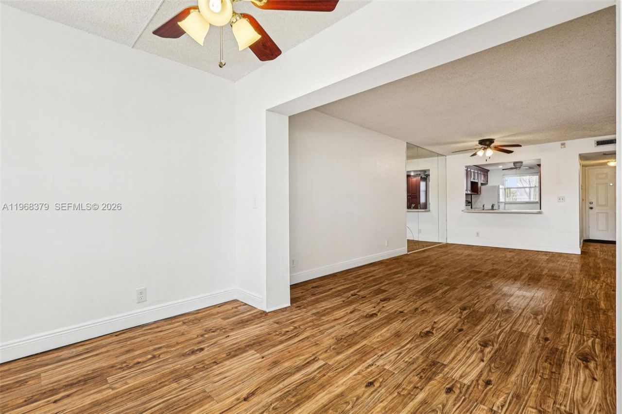 3220 Holiday Springs Blvd, Unit 1-102, Margate, FL 33063 Photo