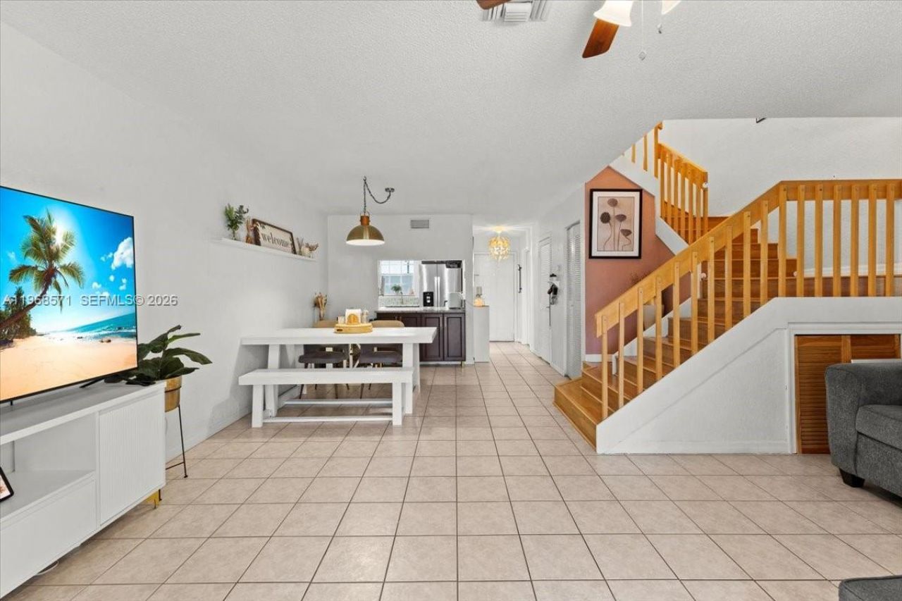 307 Waterside Dr, Hypoluxo, FL 33462 Photo