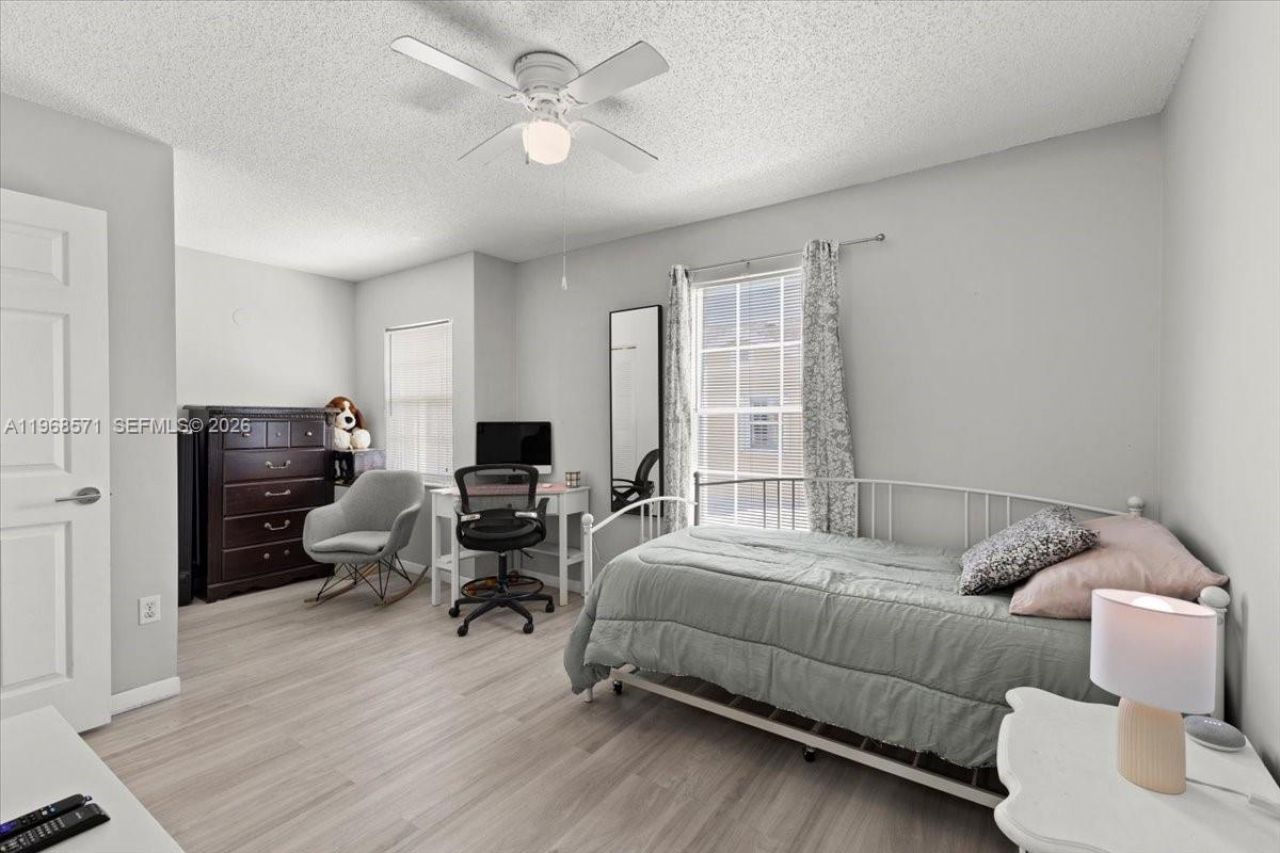 307 Waterside Dr, Hypoluxo, FL 33462 Photo