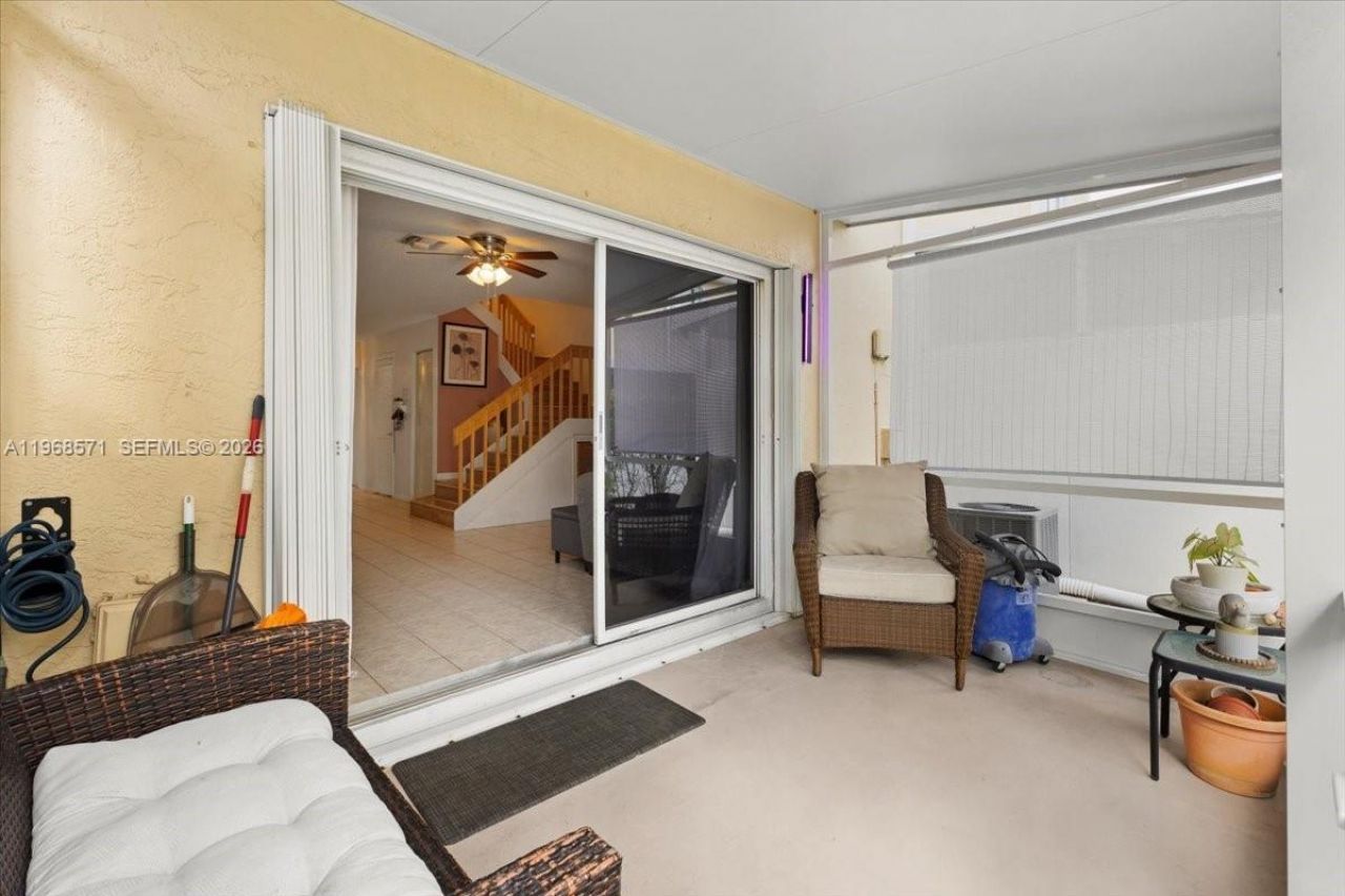 307 Waterside Dr, Hypoluxo, FL 33462 Photo