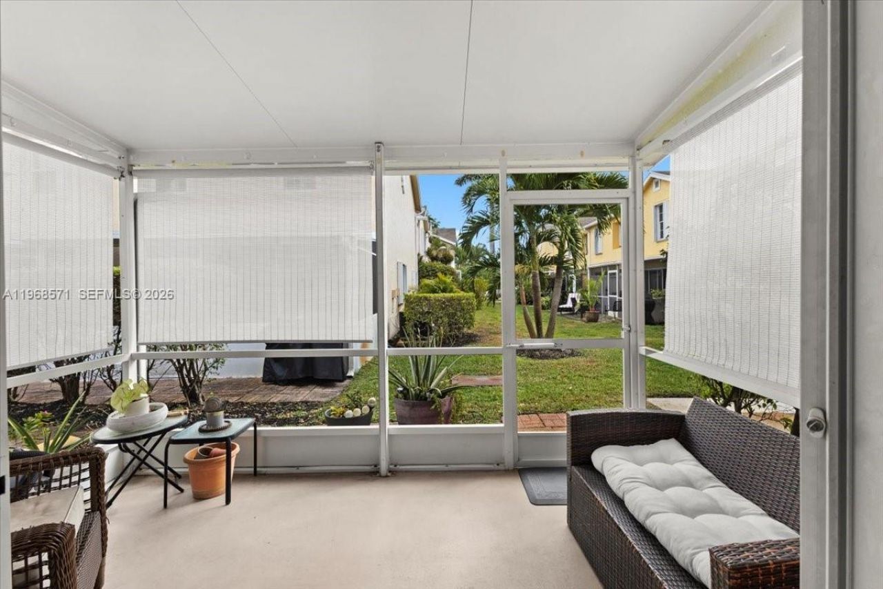 307 Waterside Dr, Hypoluxo, FL 33462 Photo