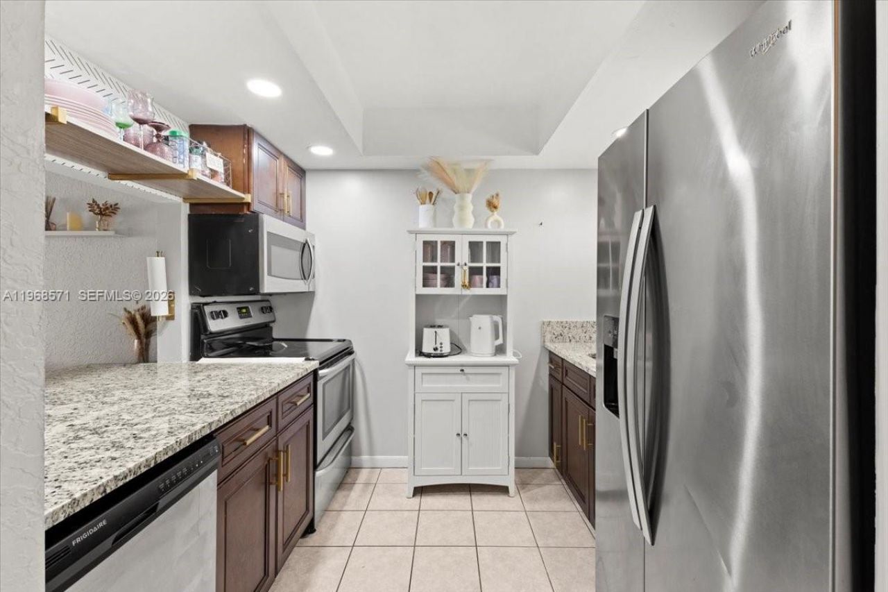 307 Waterside Dr, Hypoluxo, FL 33462 Photo