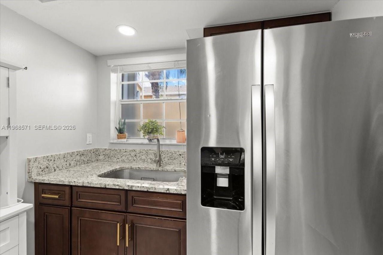 307 Waterside Dr, Hypoluxo, FL 33462 Photo