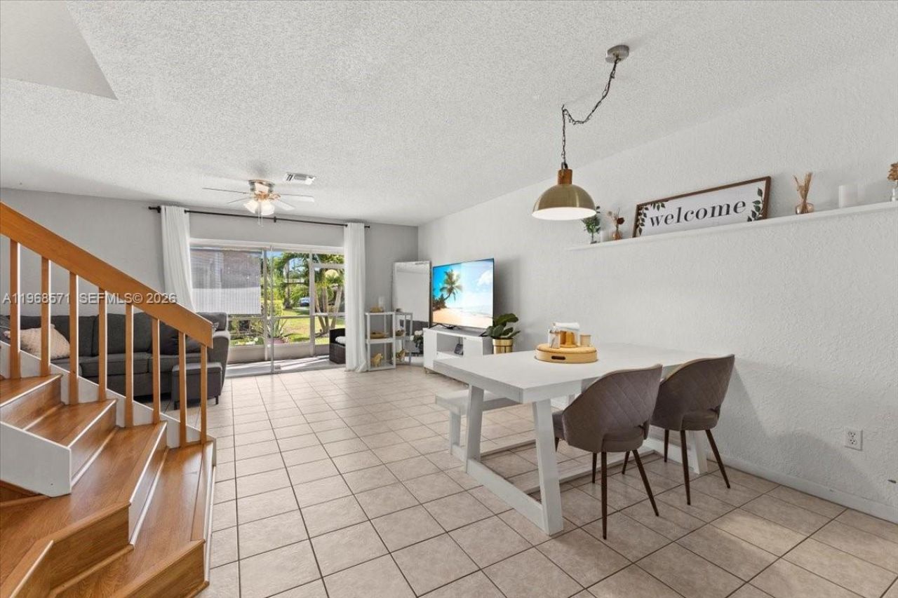 307 Waterside Dr, Hypoluxo, FL 33462 Photo