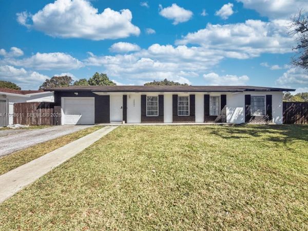 10491 SW 122nd Ct, Miami, FL 33186