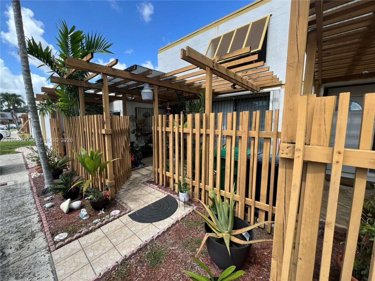 1218 SW 131st Place Cir W, Miami, FL 33184 Photo