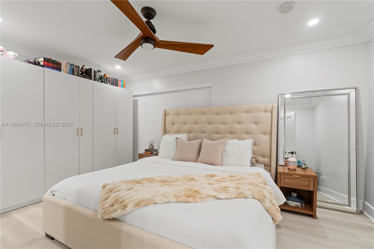 10908 NW 7th St, Unit 403, Miami, FL 33172 Photo