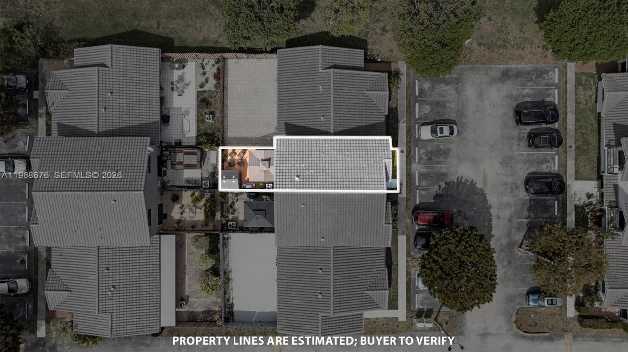 10908 NW 7th St, Unit 403, Miami, FL 33172 Photo