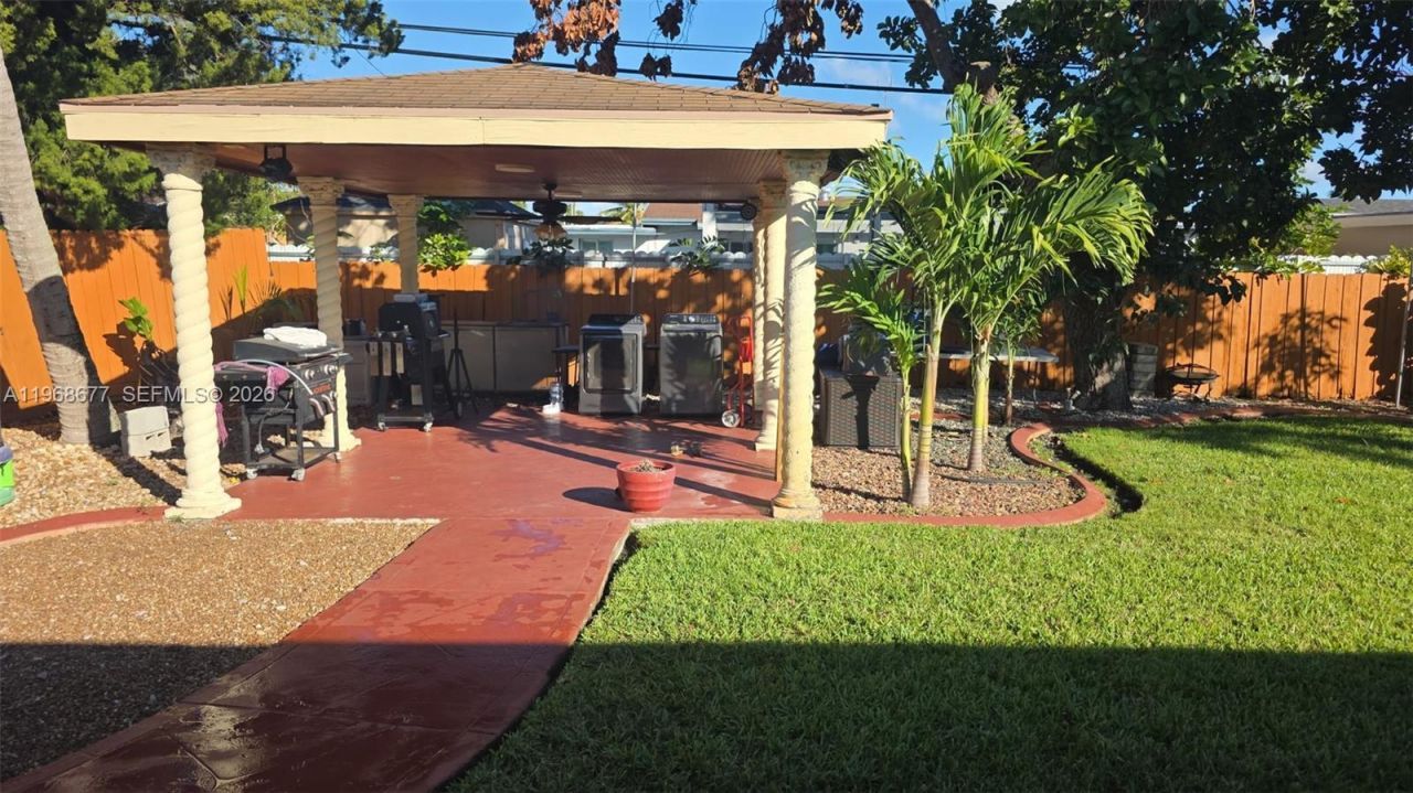 1315 NW 196th Ter, Miami Gardens, FL 33169 Photo