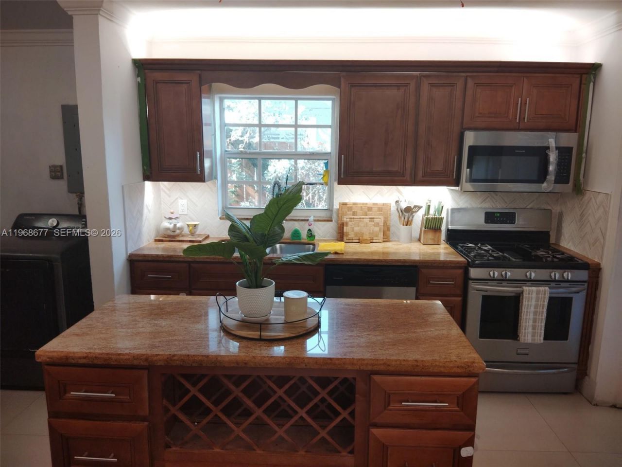 1315 NW 196th Ter, Miami Gardens, FL 33169 Photo