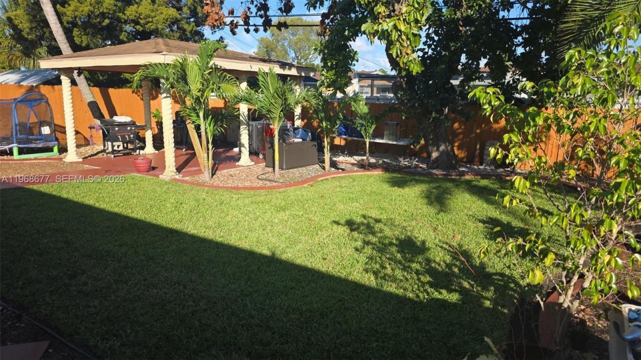 1315 NW 196th Ter, Miami Gardens, FL 33169 Photo