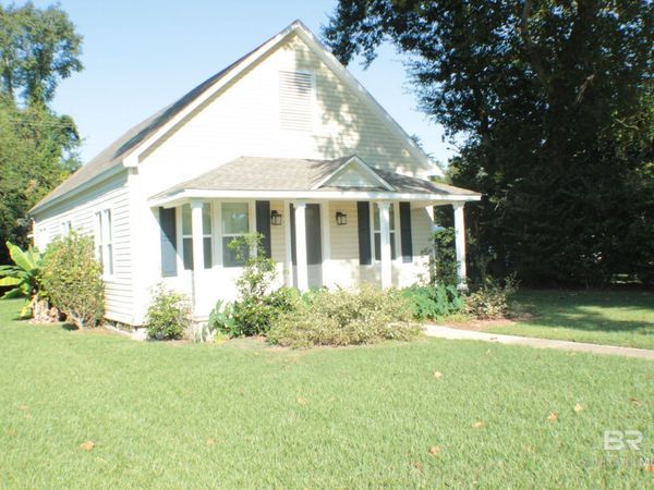 207 NW 1st Street, Summerdale, AL 36580