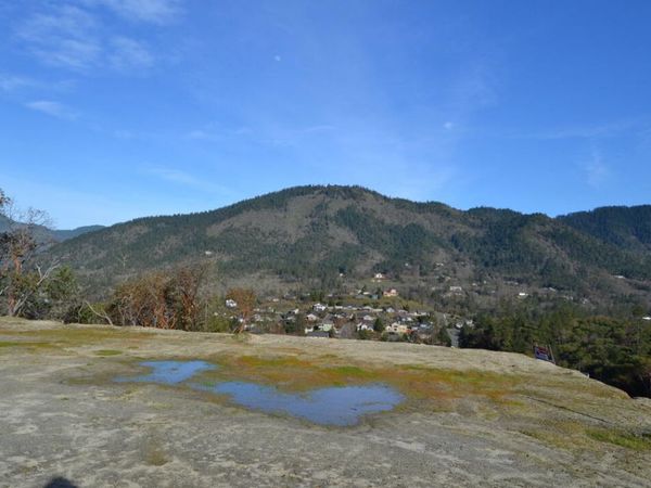 2030 SE Wyndham Way, Grants Pass, OR 97527