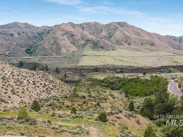 45 Robie Springs Road, Boise, ID 83716