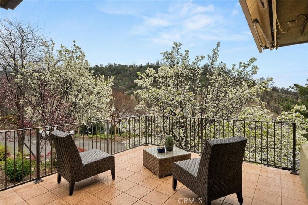 3512 Shadowtree, Chico, CA 95928 Main Photo