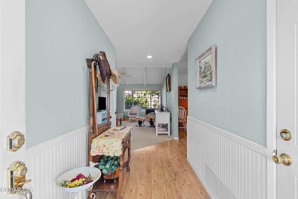 28949 Valley Heights Drive, Agoura Hills, CA 91301 Main Photo