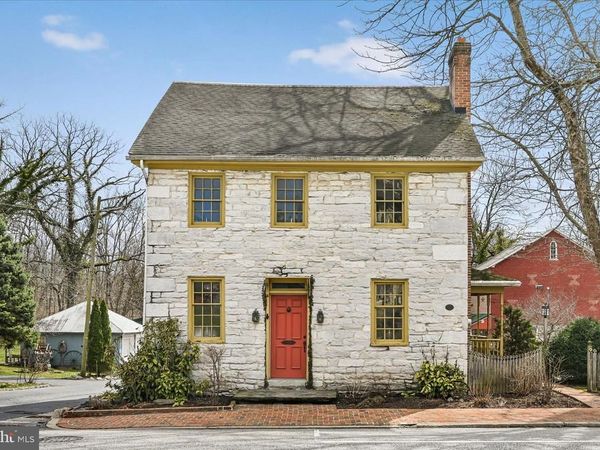 414 E MAIN, ANNVILLE, PA 17003