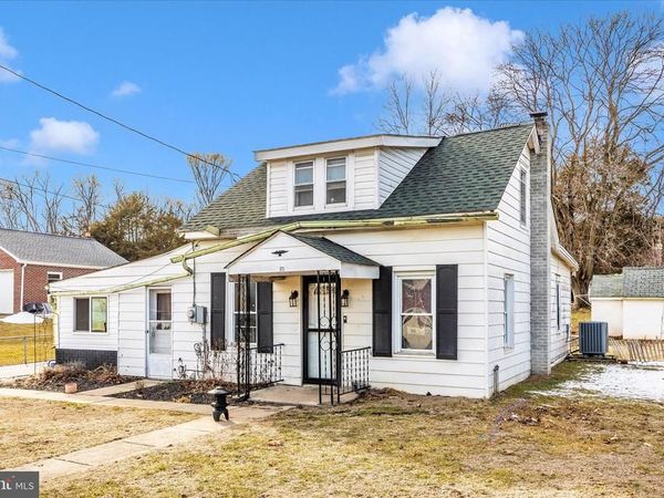 811 ANTIETAM DRIVE, HAGERSTOWN, MD 21742