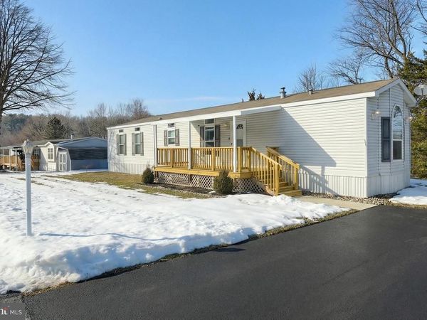 108 FAWN CIRCLE DRIVE, WINDSOR, PA 17366